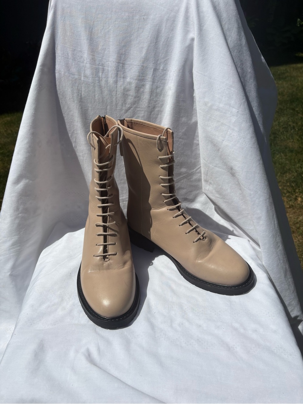 Legres Women’s Lace-Up Mid-Calf Boots in Beige